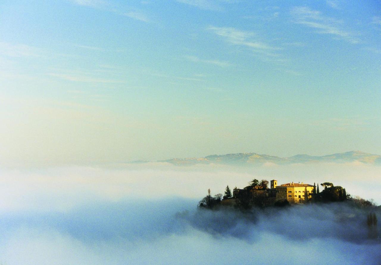 Palazzo Viviani Castello Di Montegridolfo Hotell Exteriör bild