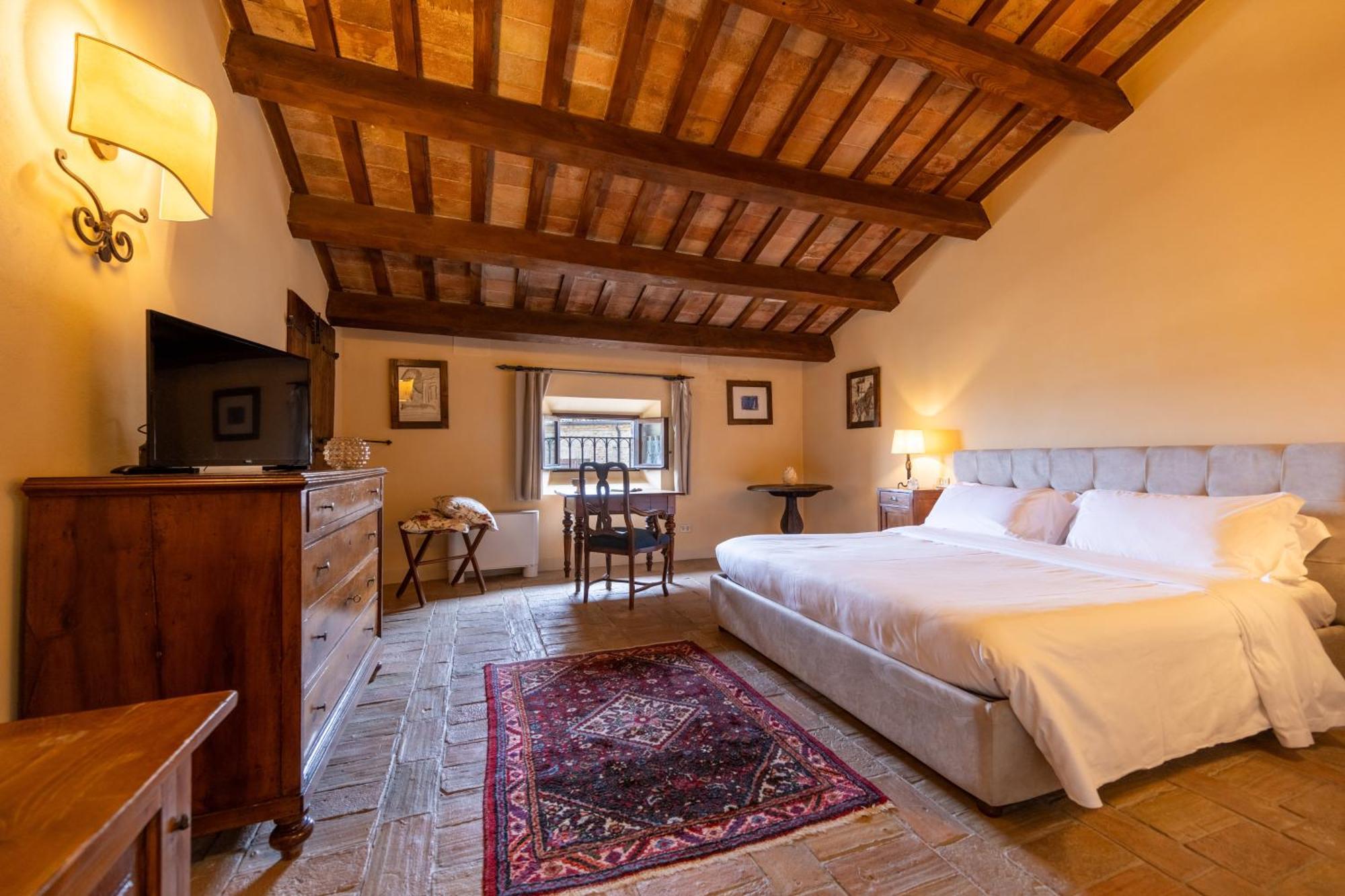 Palazzo Viviani Castello Di Montegridolfo Hotell Exteriör bild